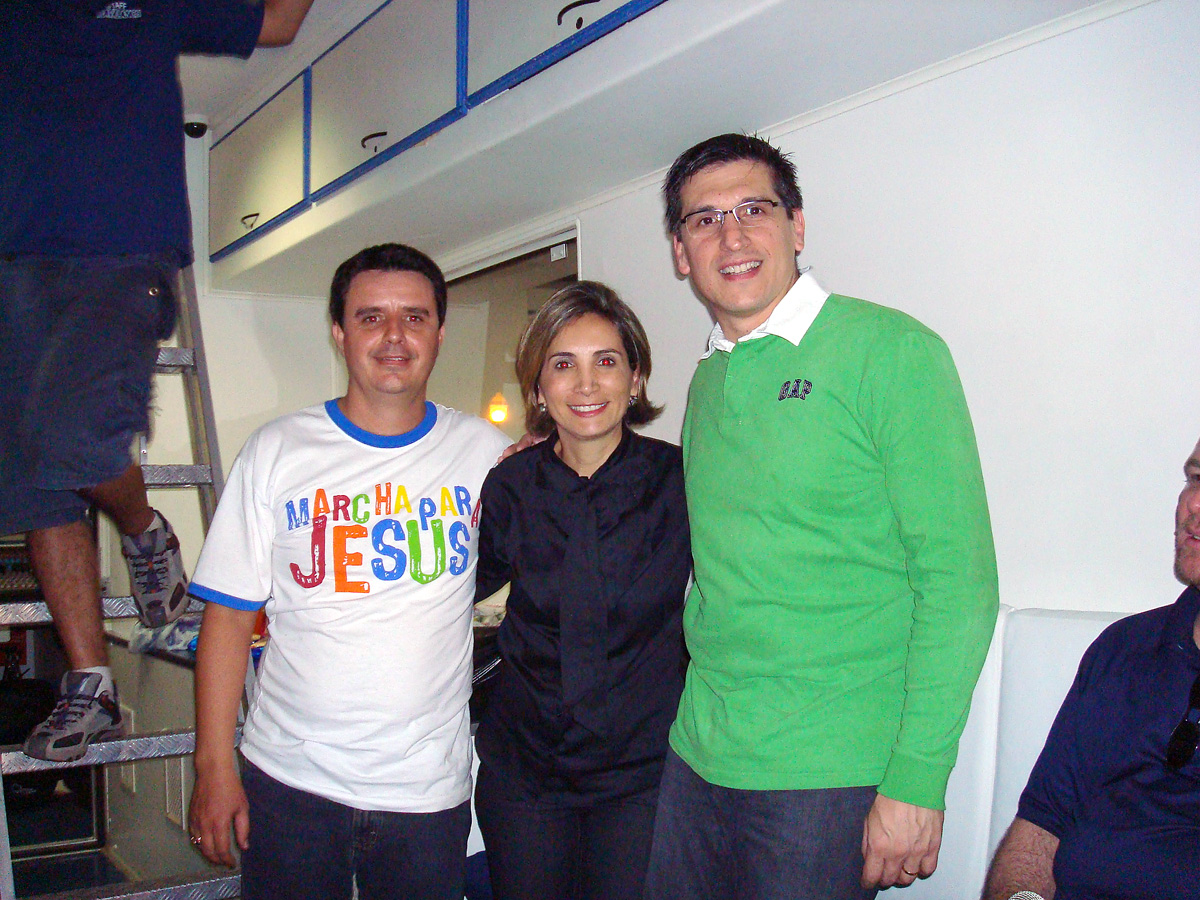 Drcy Vera, Jos Bruno e pastor Fbio<a style='float:right;color:#ccc' href='https://www3.al.sp.gov.br/repositorio/noticia/06-2008/DARCY MARCHA.jpg' target=_blank><i class='bi bi-zoom-in'></i> Clique para ver a imagem </a>
